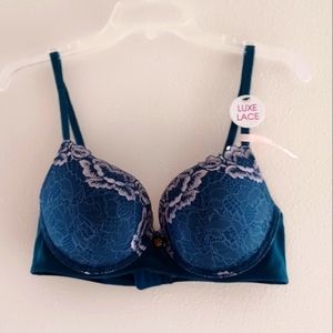 NWT Daisy Fuentes Push Up Bra, 36C